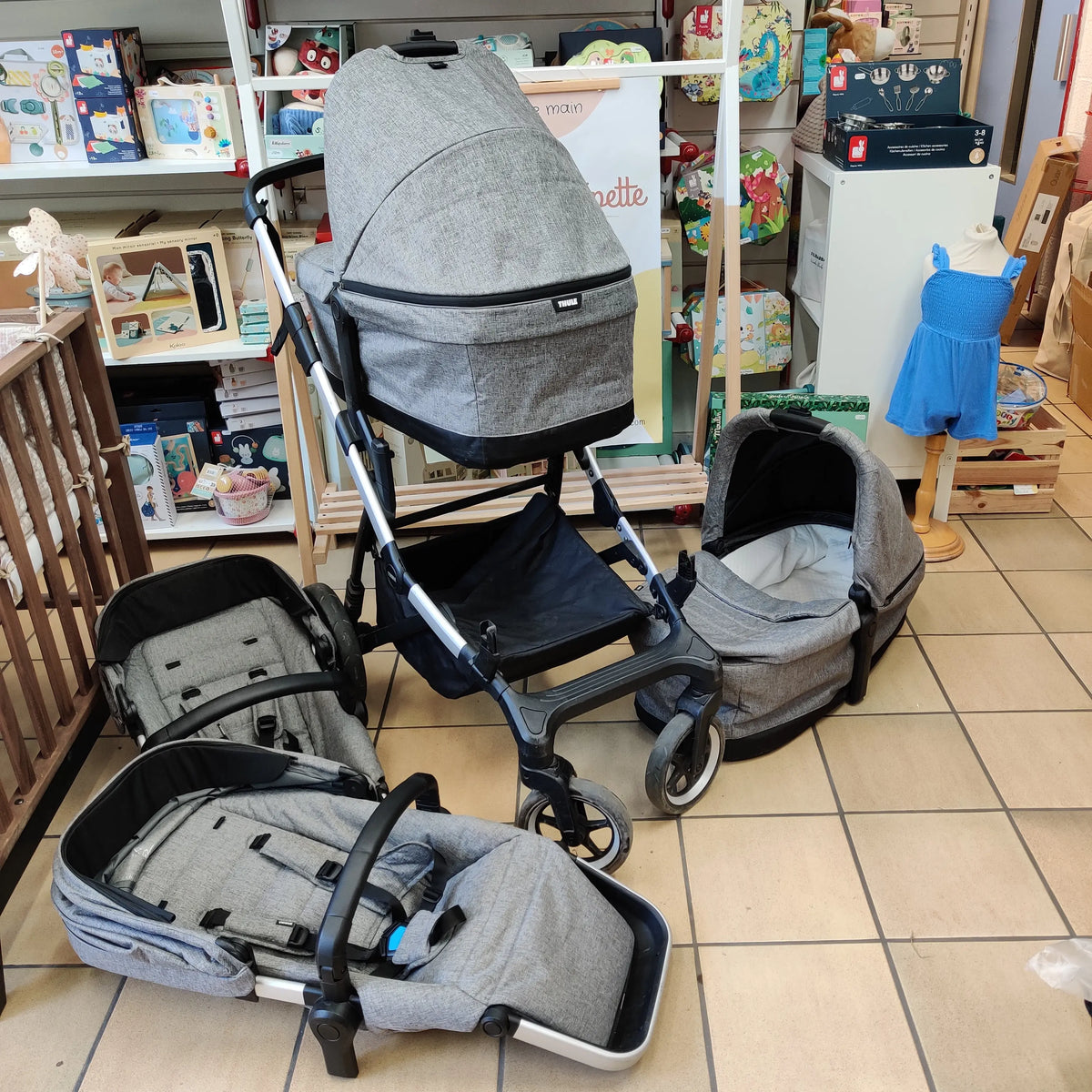 Ensemble poussette Thule sleek Simple Double assise nacelle