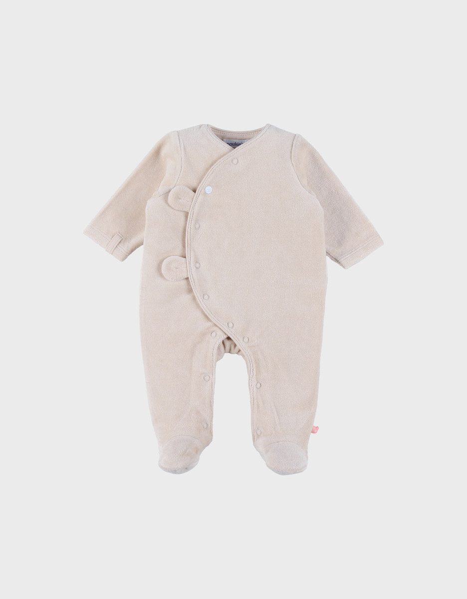 Pyjama en velours beige.