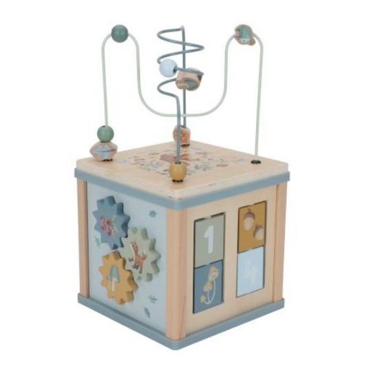 Cube d'activités en bois