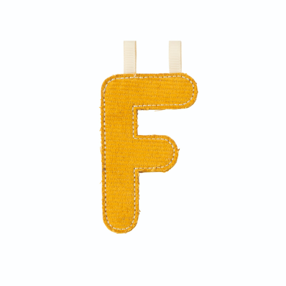 Lettre en tissu F
