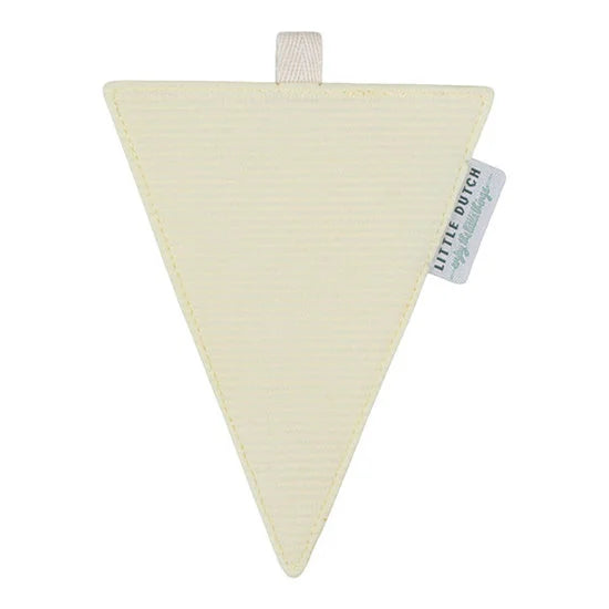 Lettre en tissu drapeau