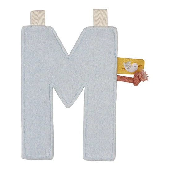 Lettre en tissu M