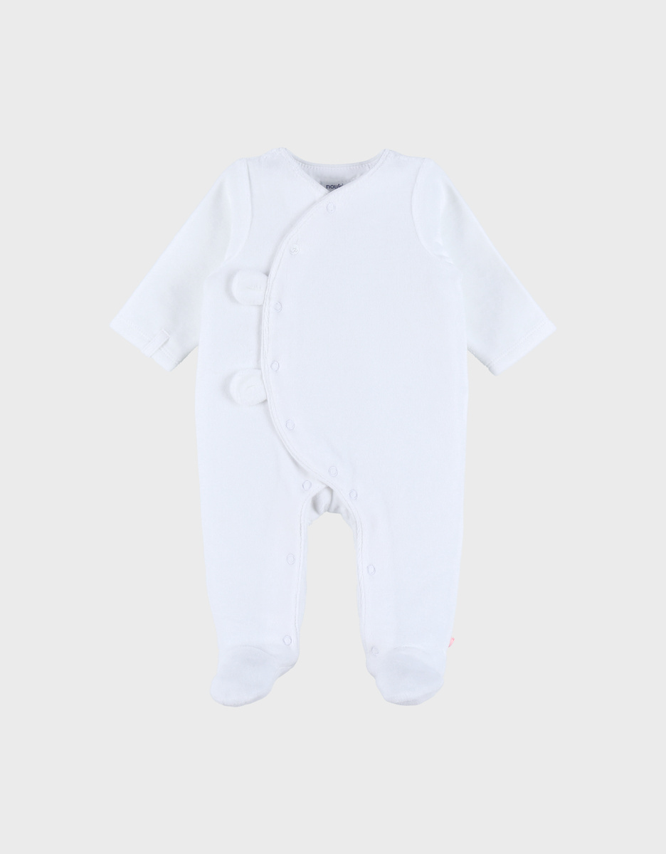 Pyjama en velours blanc.