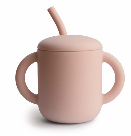 Tasse d'apprentissage avec paille